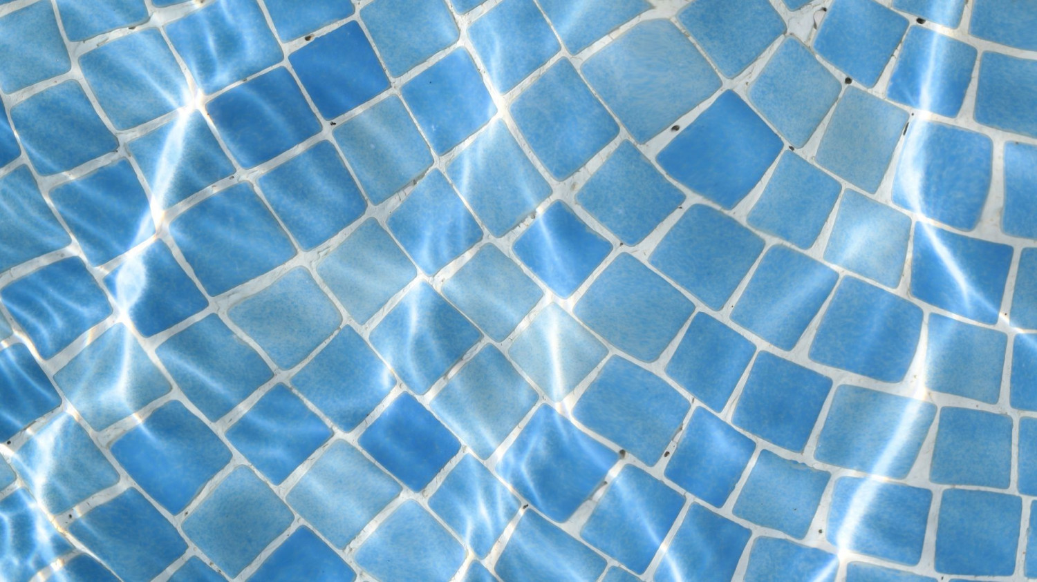 Gerador de Cloro: A Solução Inteligente para Manter Sua Piscina Sempre Limpa